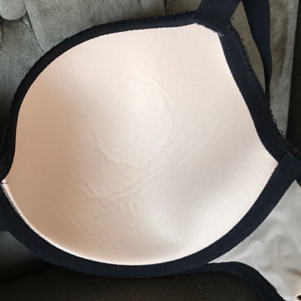 Wacoal Lace underwire lightly lined bra black - Picture 6 of 8